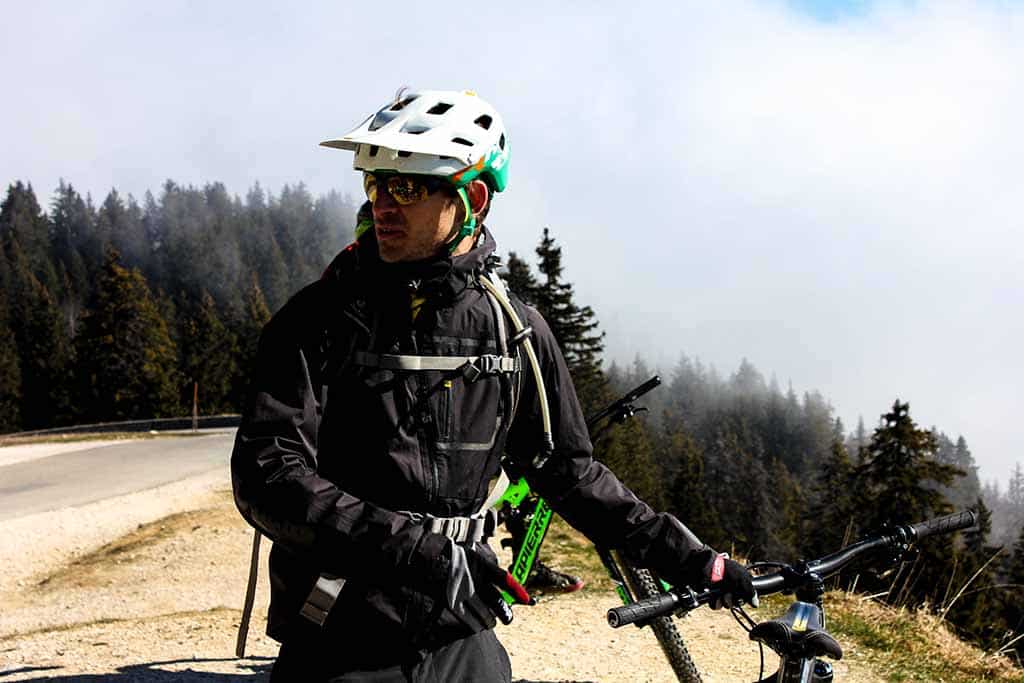 Sortie VTT Semnoz entre neige et soleil !